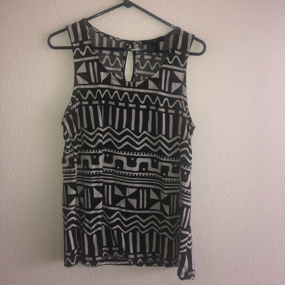 Black and white geometric print tank top